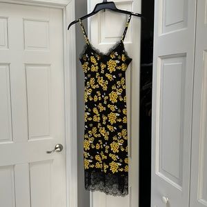 Perfect summer slip on!